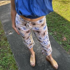 Vintage Floral Capris